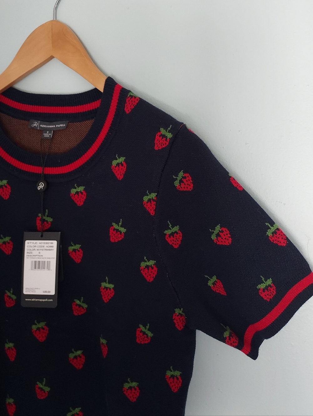 Adrianna Papell Strawberry Motif Short Sleeve Sweater Size Small NEW NWT Retro - Picture 7 of 12